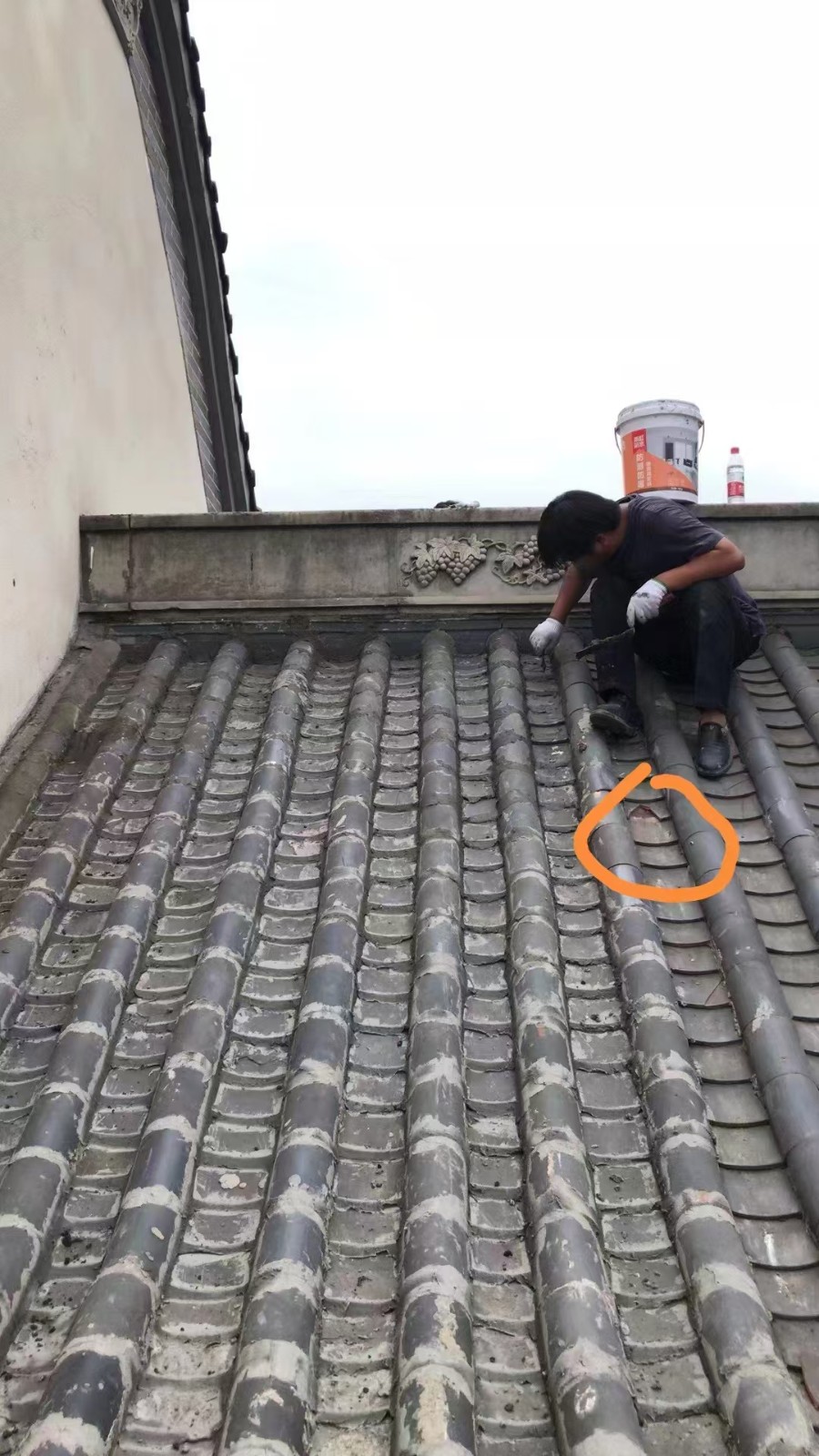 别墅青瓦屋面防水